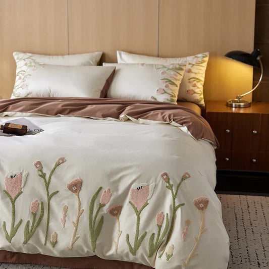 Artfan 4-Piece Egyptian Cotton Tulip Towel Embroidery Bedding Set