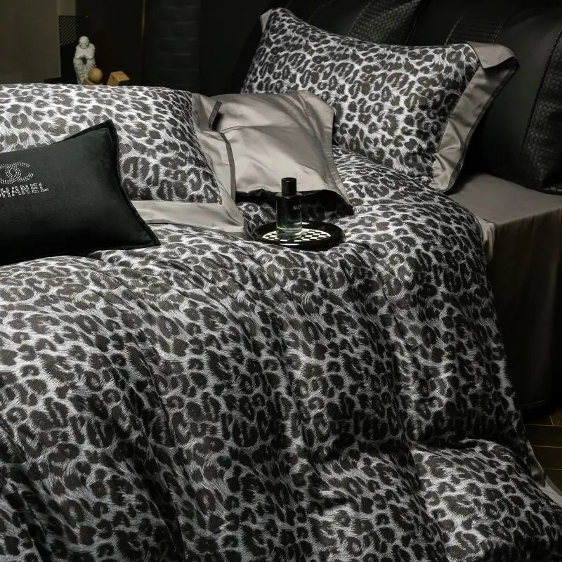 Artfan 1000TC Egyptian Cotton Grey Leopard Print Bedding Set with Duvet Cover, Sheet, Pillowcase