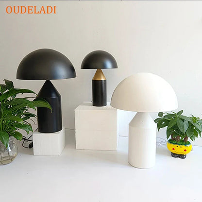 Artfan lighting Black Iron Mushroom Table Lamp, Nordic Design, Gold Accent, Living Room Bedroom Light