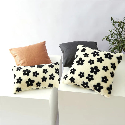 Artfan lighting Black/White Flower Cow Pattern Plush Cushion Cover 50x50 - Double Sided Print