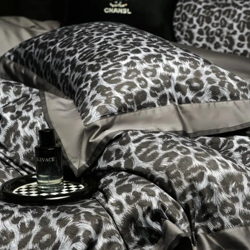 Artfan 1000TC Egyptian Cotton Grey Leopard Print Bedding Set with Duvet Cover, Sheet, Pillowcase